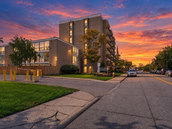 1933 Orleans Street, Detroit, MI 48207