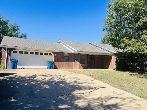 1422 N Hightower Street, Stillwater, OK 74075