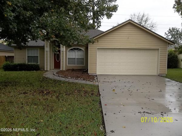 2921 COLLEGE PARK Drive, Middleburg, FL 32068