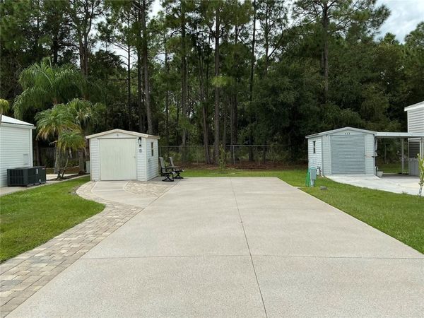 427 PINE LOOP , FROSTPROOF, FL 33843