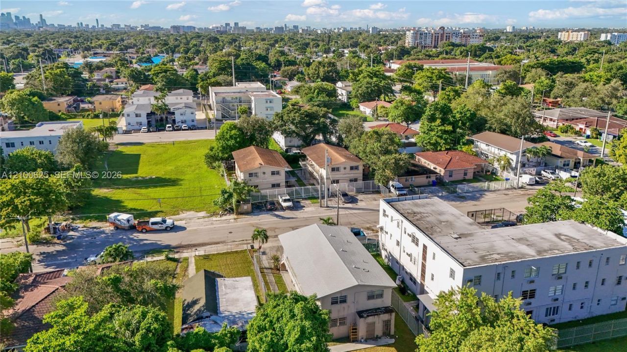 1251 NW 59th St , Unit 2, Miami, FL 33142 Photo