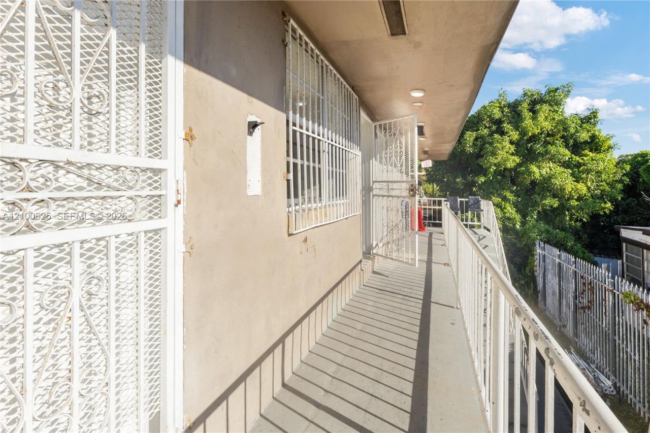 1251 NW 59th St , Unit 2, Miami, FL 33142 Photo