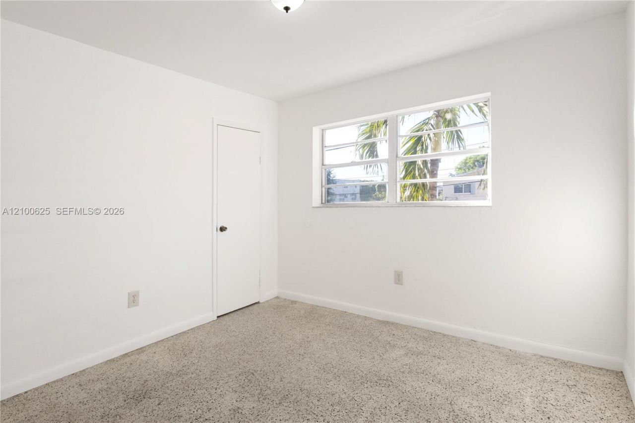 1251 NW 59th St , Unit 2, Miami, FL 33142 Photo