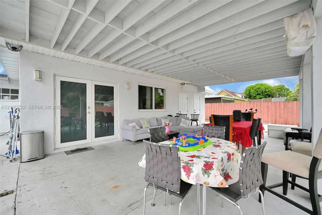 1271 W 79th St , Hialeah, FL 33014 Photo