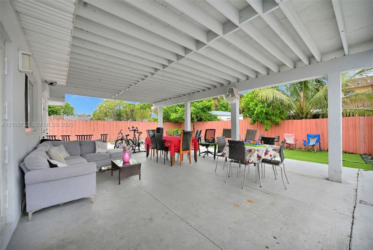 1271 W 79th St , Hialeah, FL 33014 Photo