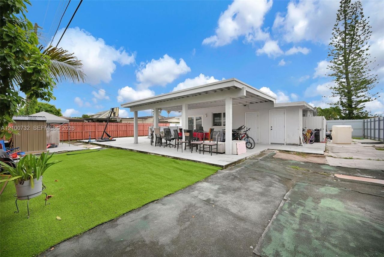 1271 W 79th St , Hialeah, FL 33014 Photo