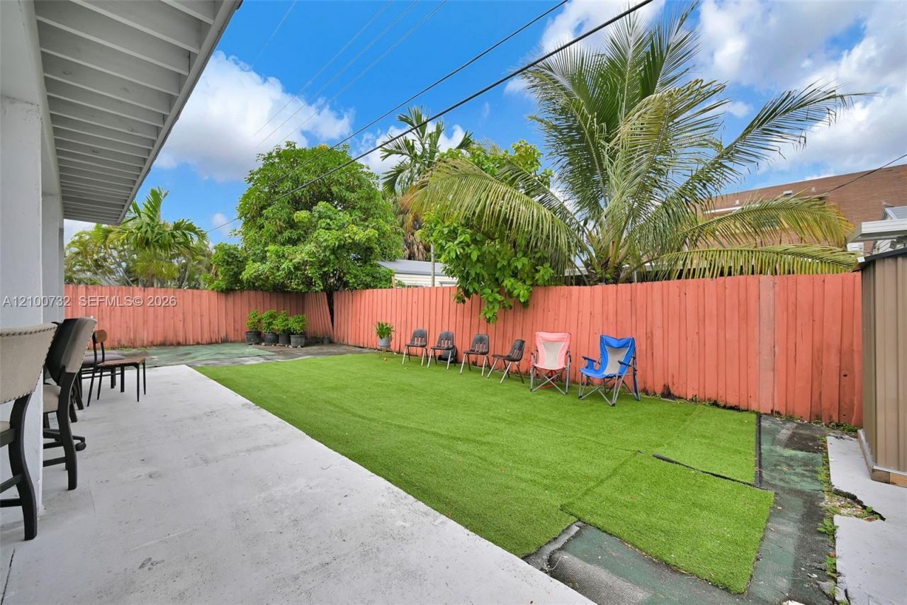 1271 W 79th St , Hialeah, FL 33014 Photo