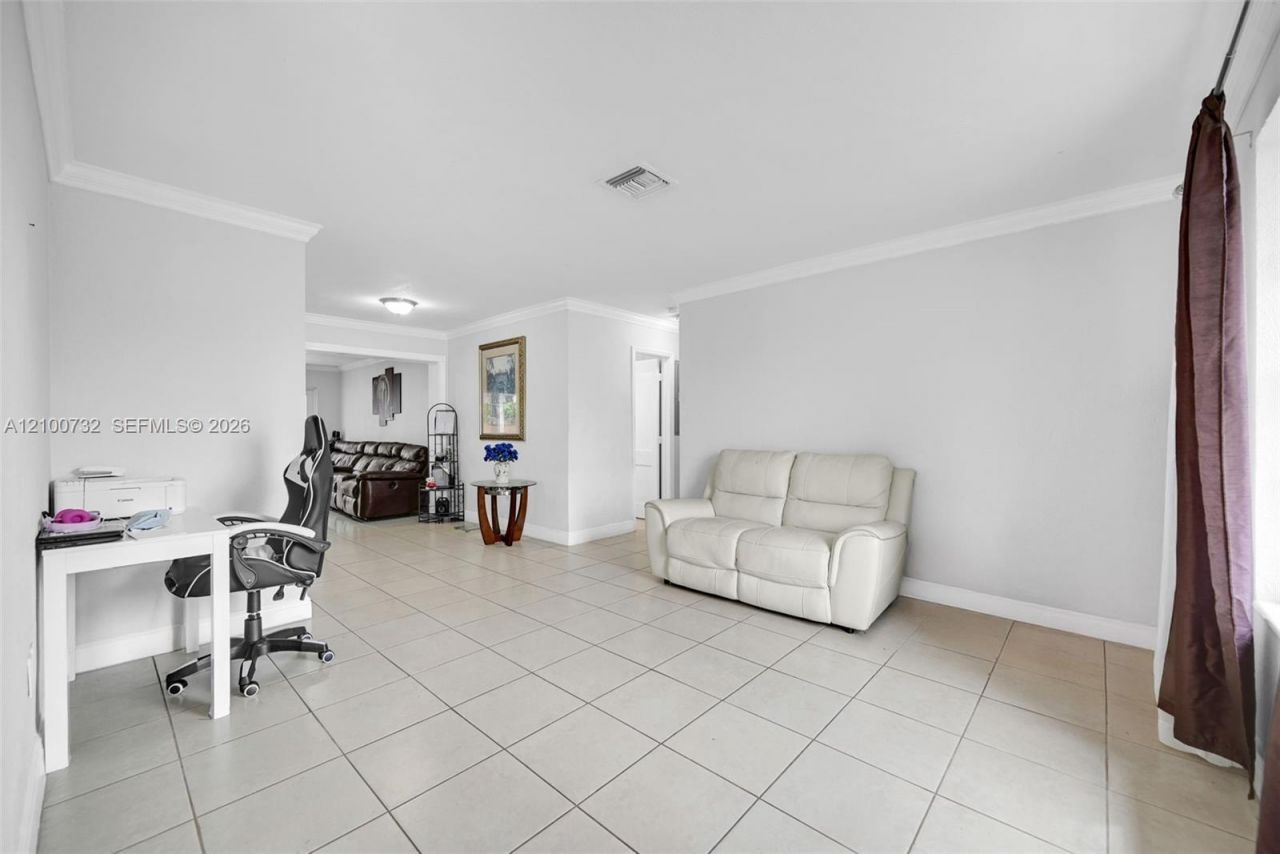 1271 W 79th St , Hialeah, FL 33014 Photo
