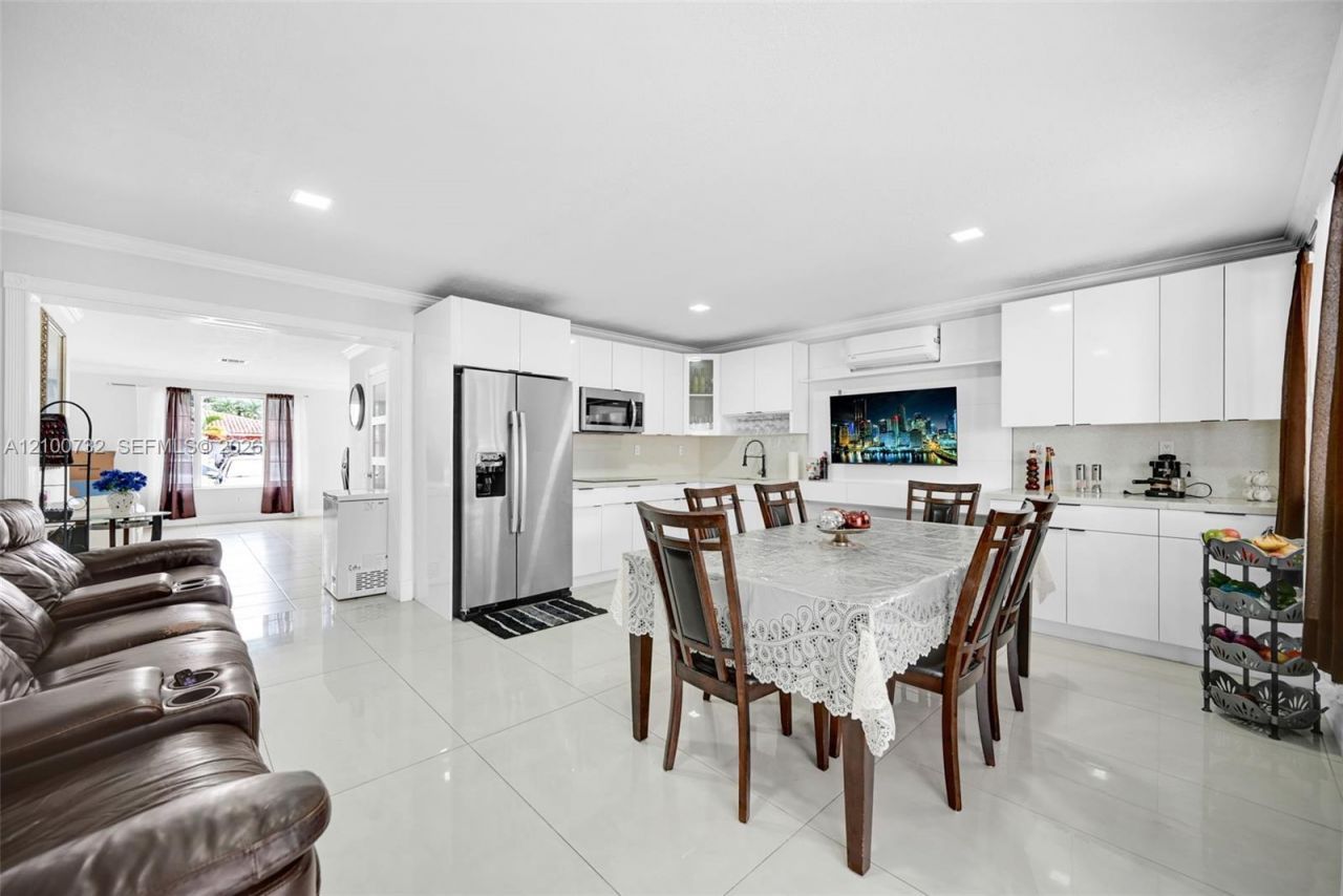 1271 W 79th St , Hialeah, FL 33014 Photo