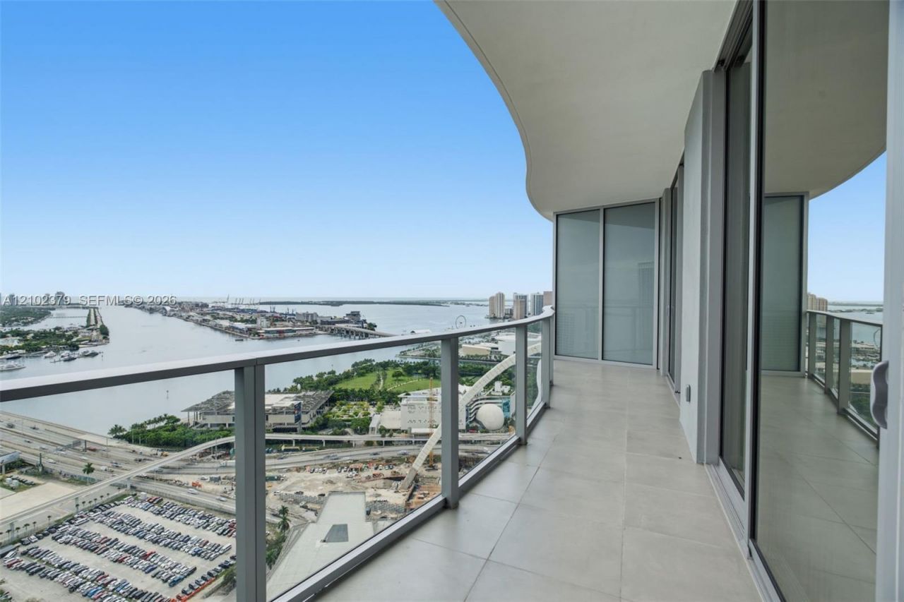 1400 Biscayne Blvd , Unit 3803, Miami, FL 33132 Photo