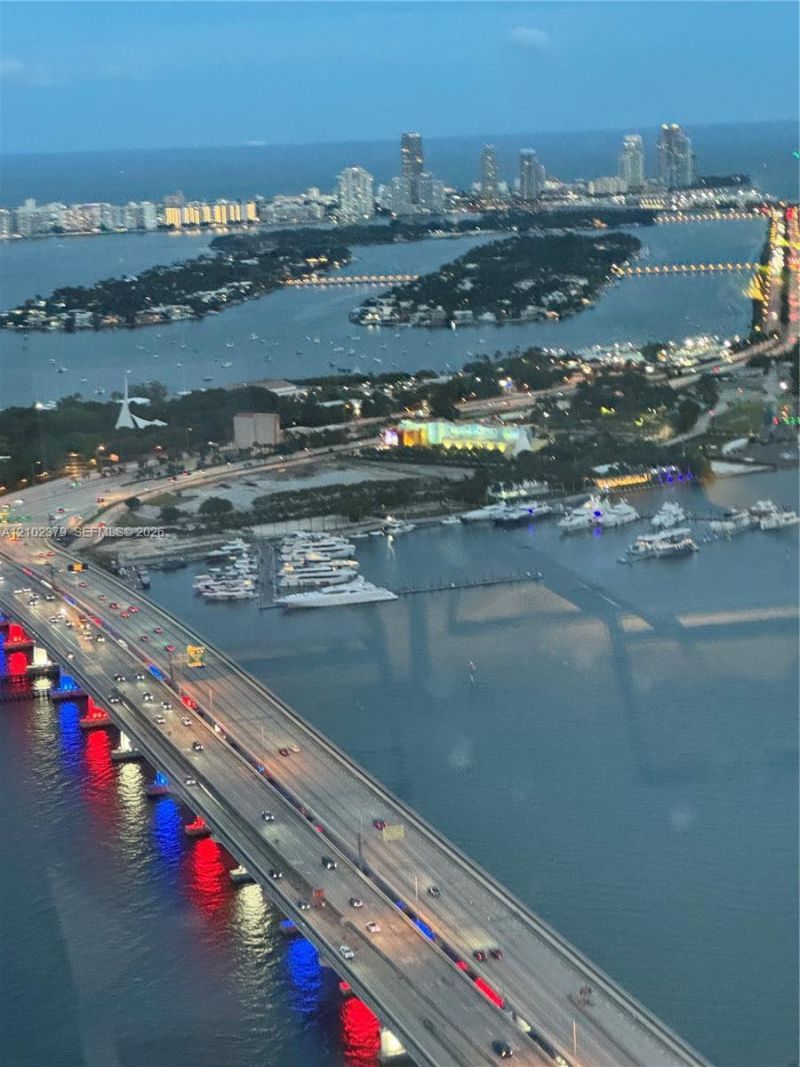 1400 Biscayne Blvd , Unit 3803, Miami, FL 33132 Photo