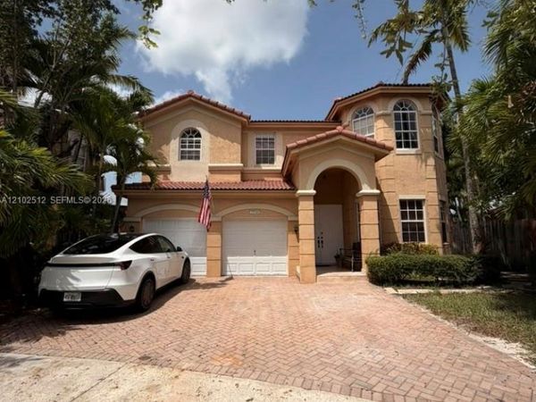 7716 NW 113th Ave , Doral, FL 33178
