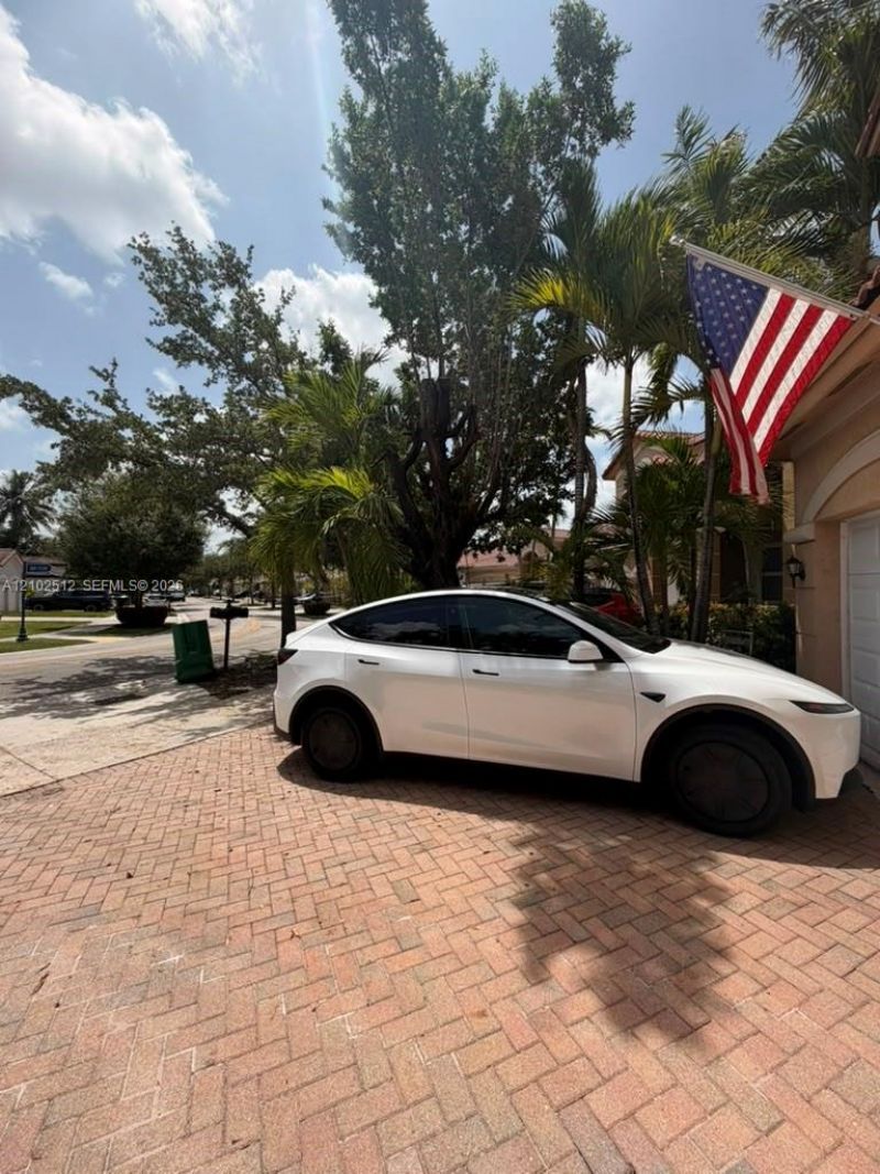 7716 NW 113th Ave , Doral, FL 33178 Photo