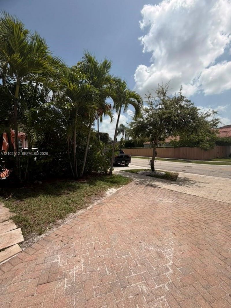 7716 NW 113th Ave , Doral, FL 33178 Photo