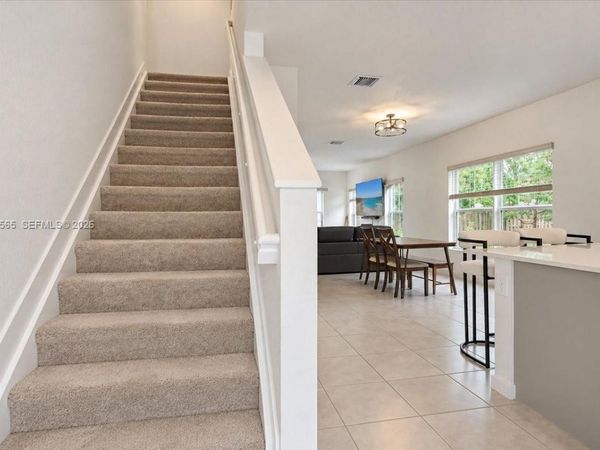 377 NE 1st Dr , Florida City, FL 33034