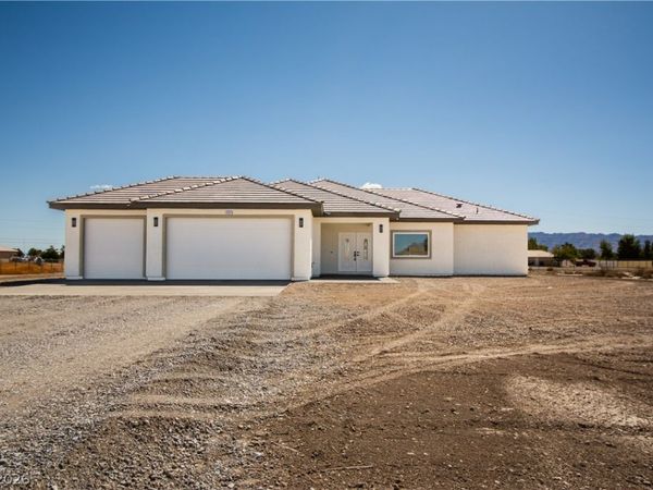 1441 W Lost Creek Drive, Pahrump, NV 89048