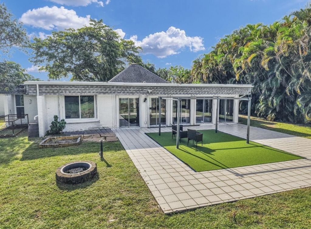 5707 White Hickory Circle, Tamarac, FL 33319 Photo