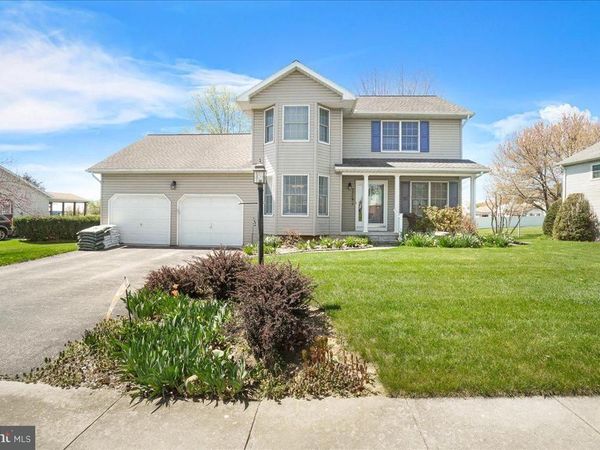 625 N BLETTNER AVENUE, HANOVER, PA 17331