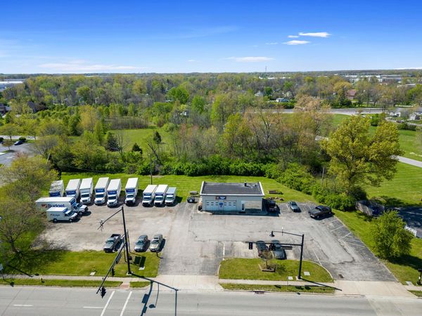 3363 Broadway , Grove City, OH 43123