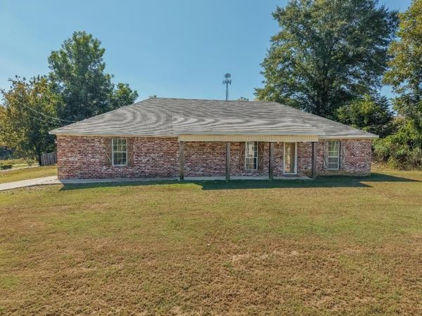 303 E Depot Street, Houston, MS 38851