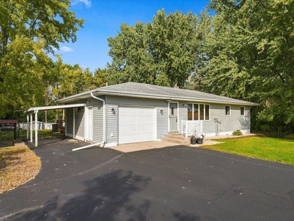 272 Glenmont Road, River Falls, WI 54022