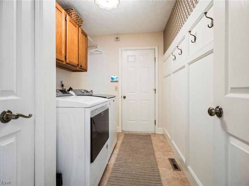 19757 Stoughton Drive, Strongsville, OH 44149 Photo 18