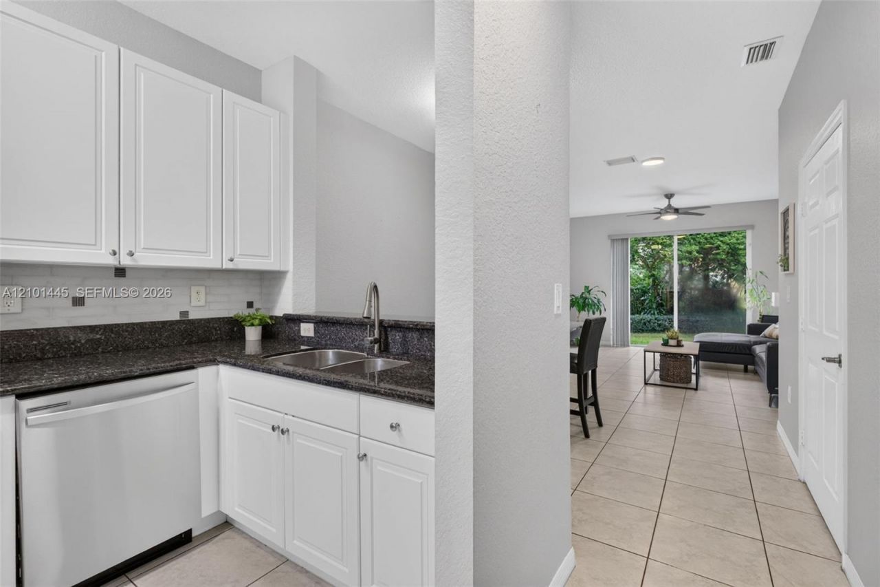 1823 SW 90th Ave , Unit 1002, Miramar, FL 33025 Photo