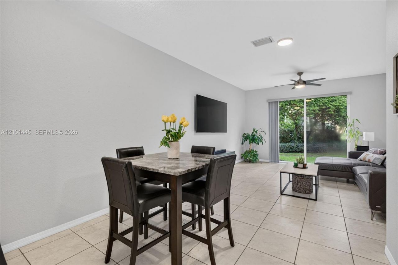 1823 SW 90th Ave , Unit 1002, Miramar, FL 33025 Photo