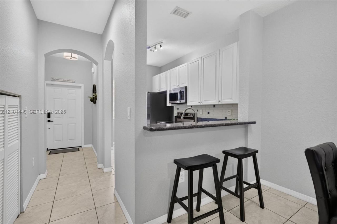 1823 SW 90th Ave , Unit 1002, Miramar, FL 33025 Photo