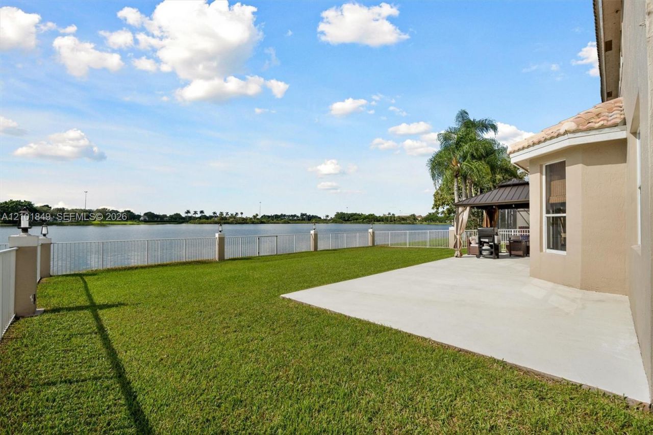 17426 NW 7th St , Pembroke Pines, FL 33029 Photo