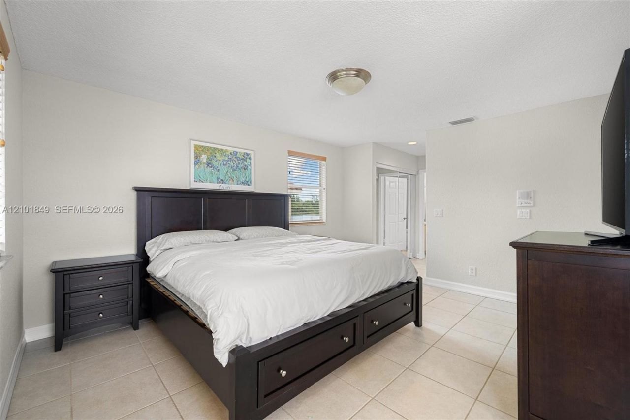 17426 NW 7th St , Pembroke Pines, FL 33029 Photo