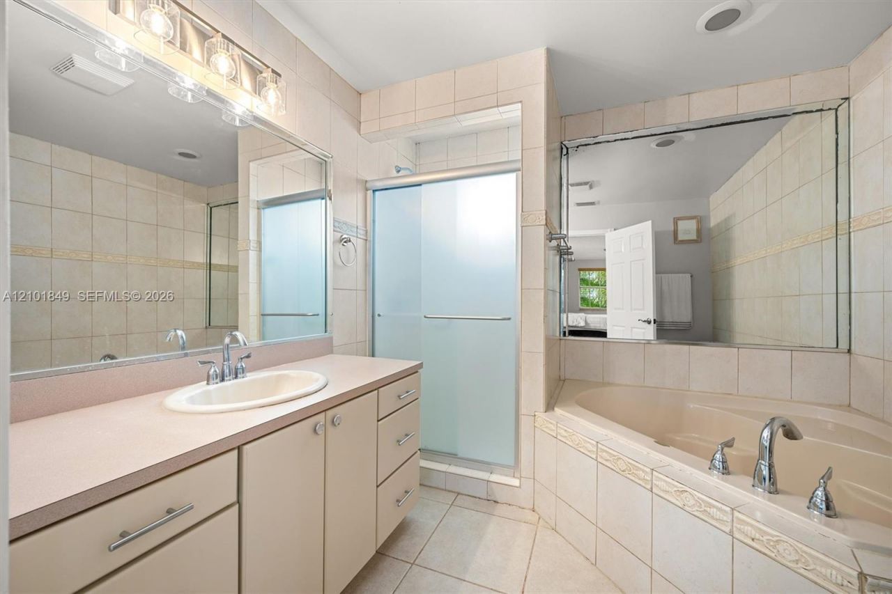 17426 NW 7th St , Pembroke Pines, FL 33029 Photo