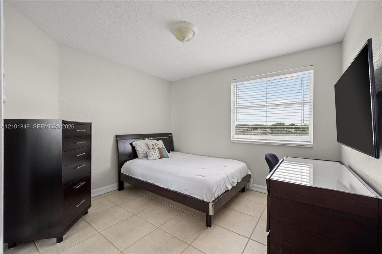 17426 NW 7th St , Pembroke Pines, FL 33029 Photo