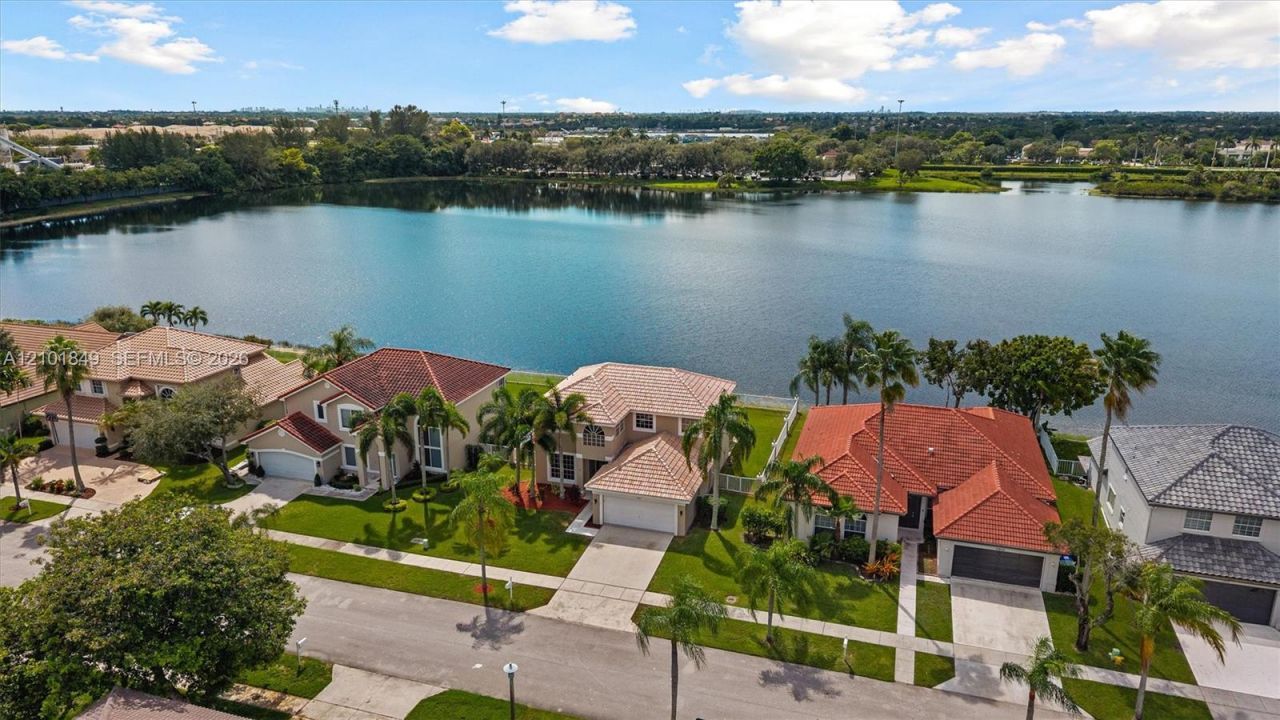 17426 NW 7th St , Pembroke Pines, FL 33029 Photo