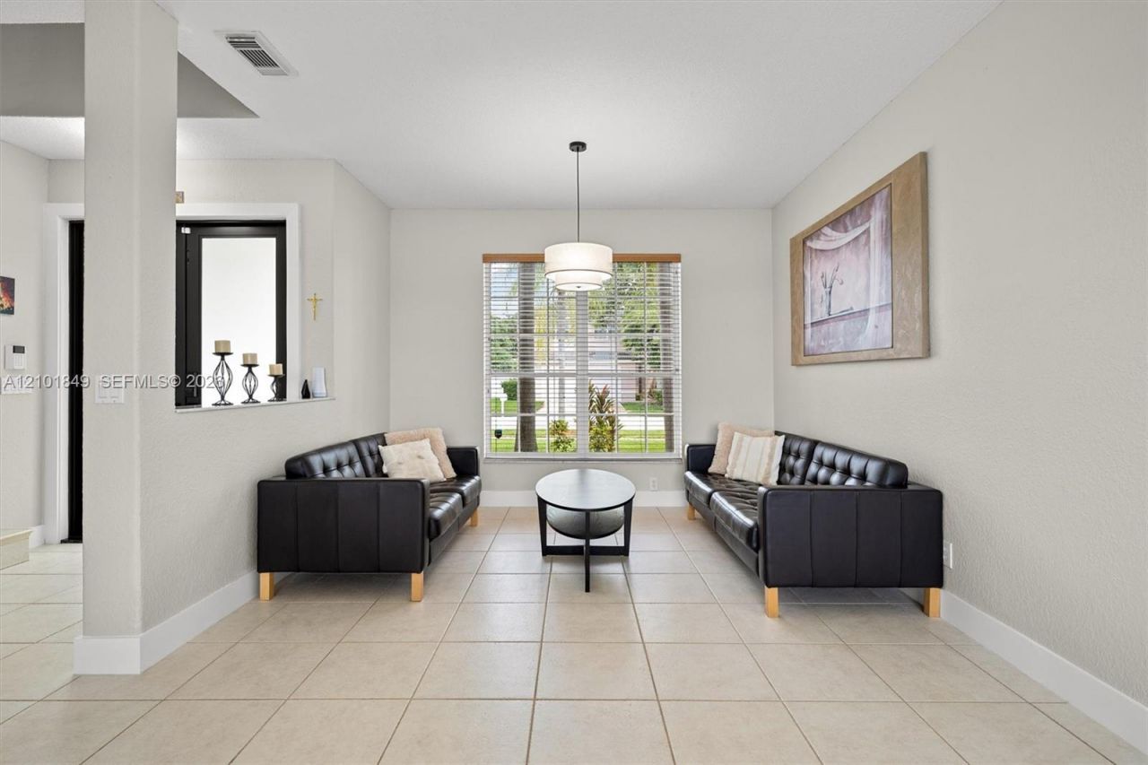 17426 NW 7th St , Pembroke Pines, FL 33029 Photo