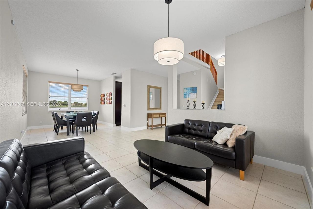 17426 NW 7th St , Pembroke Pines, FL 33029 Photo