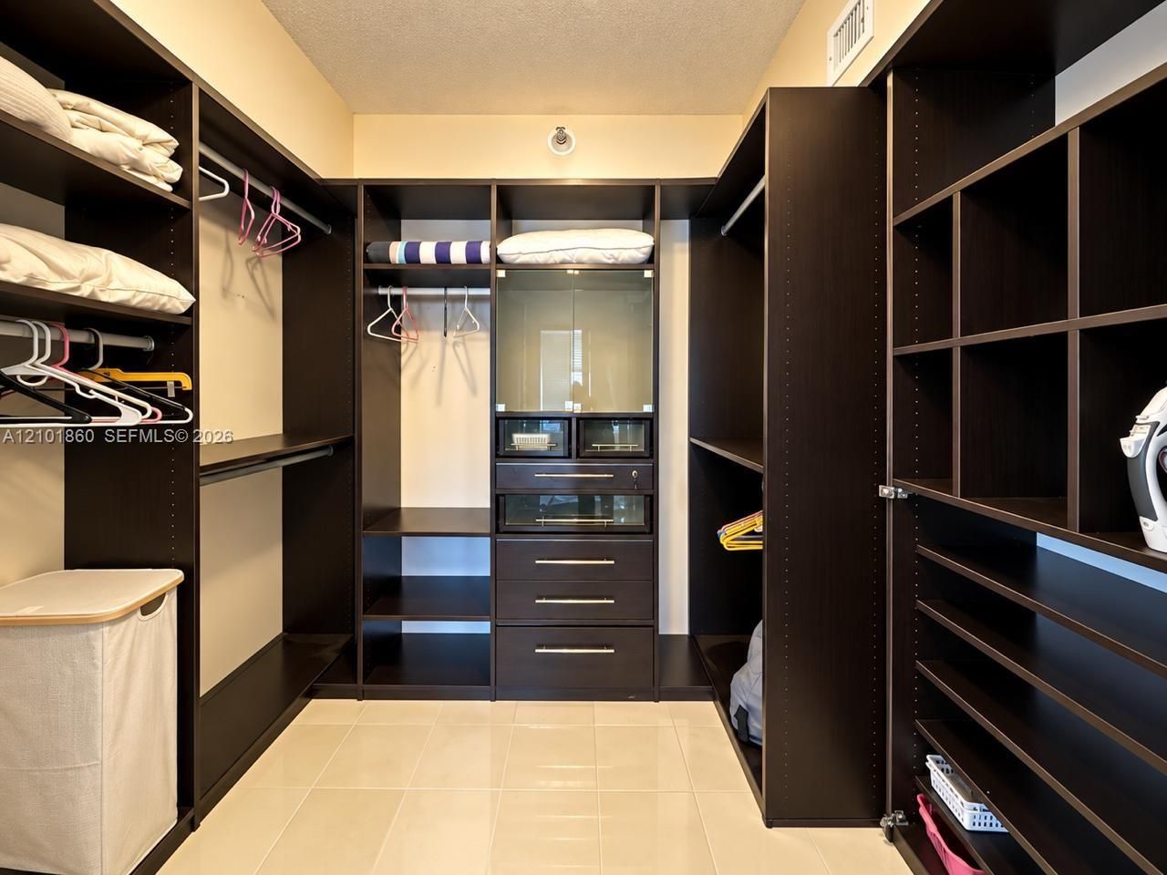 19101 NE 36th Ct , Unit 2406, Aventura, FL 33180 Photo