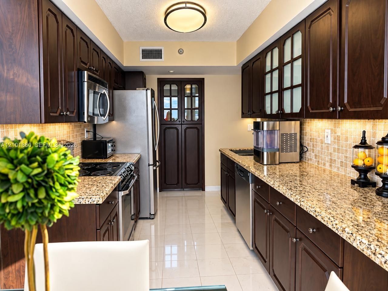 19101 NE 36th Ct , Unit 2406, Aventura, FL 33180 Photo