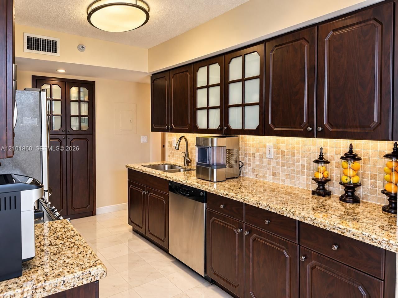 19101 NE 36th Ct , Unit 2406, Aventura, FL 33180 Photo