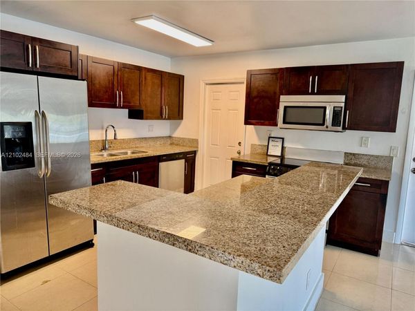 1548 SW 5th Pl , Unit 3, Fort Lauderdale, FL 33312