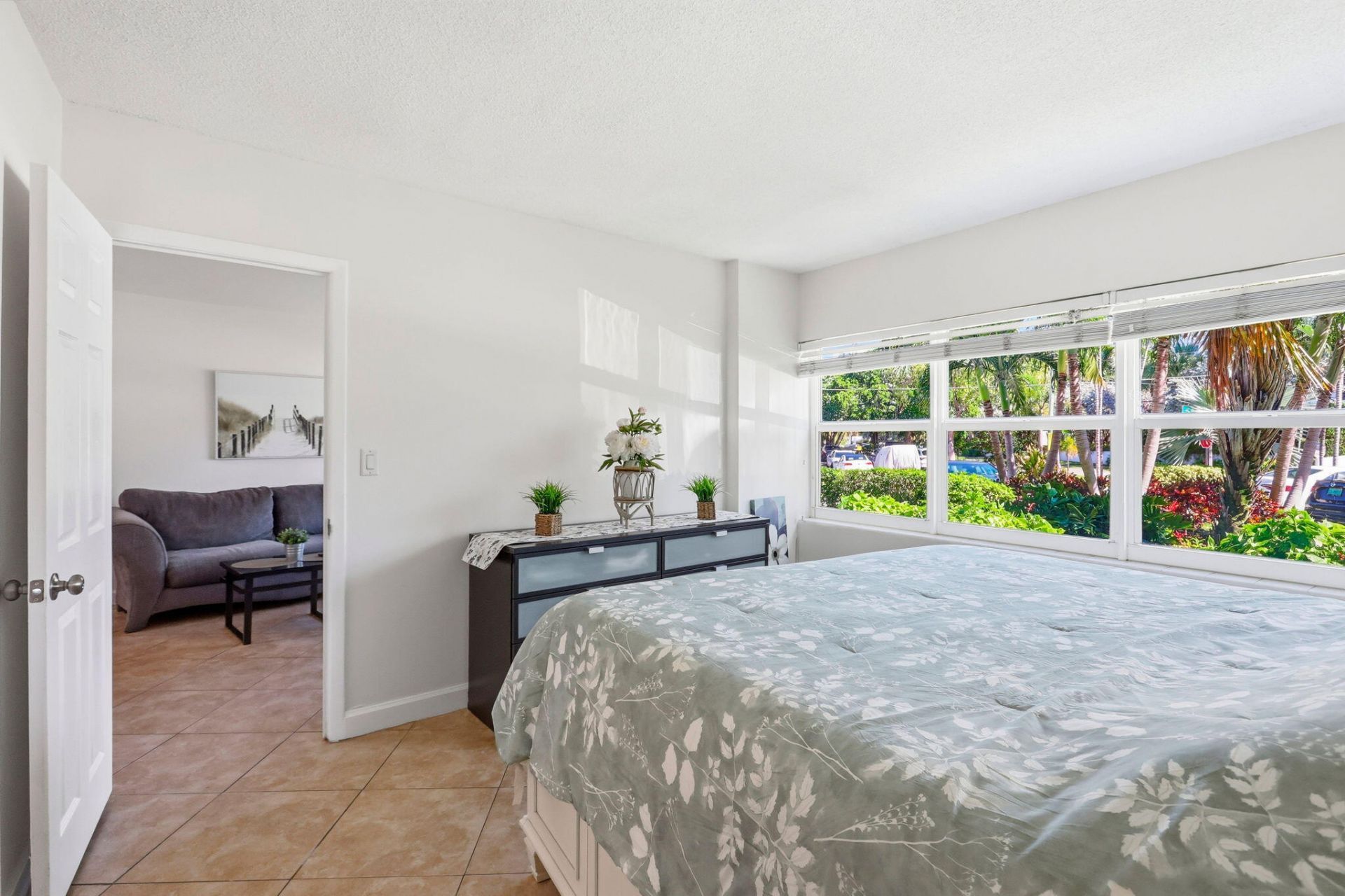 3250 NE 28th Street, Unit 104, Fort Lauderdale, FL 33308 Photo