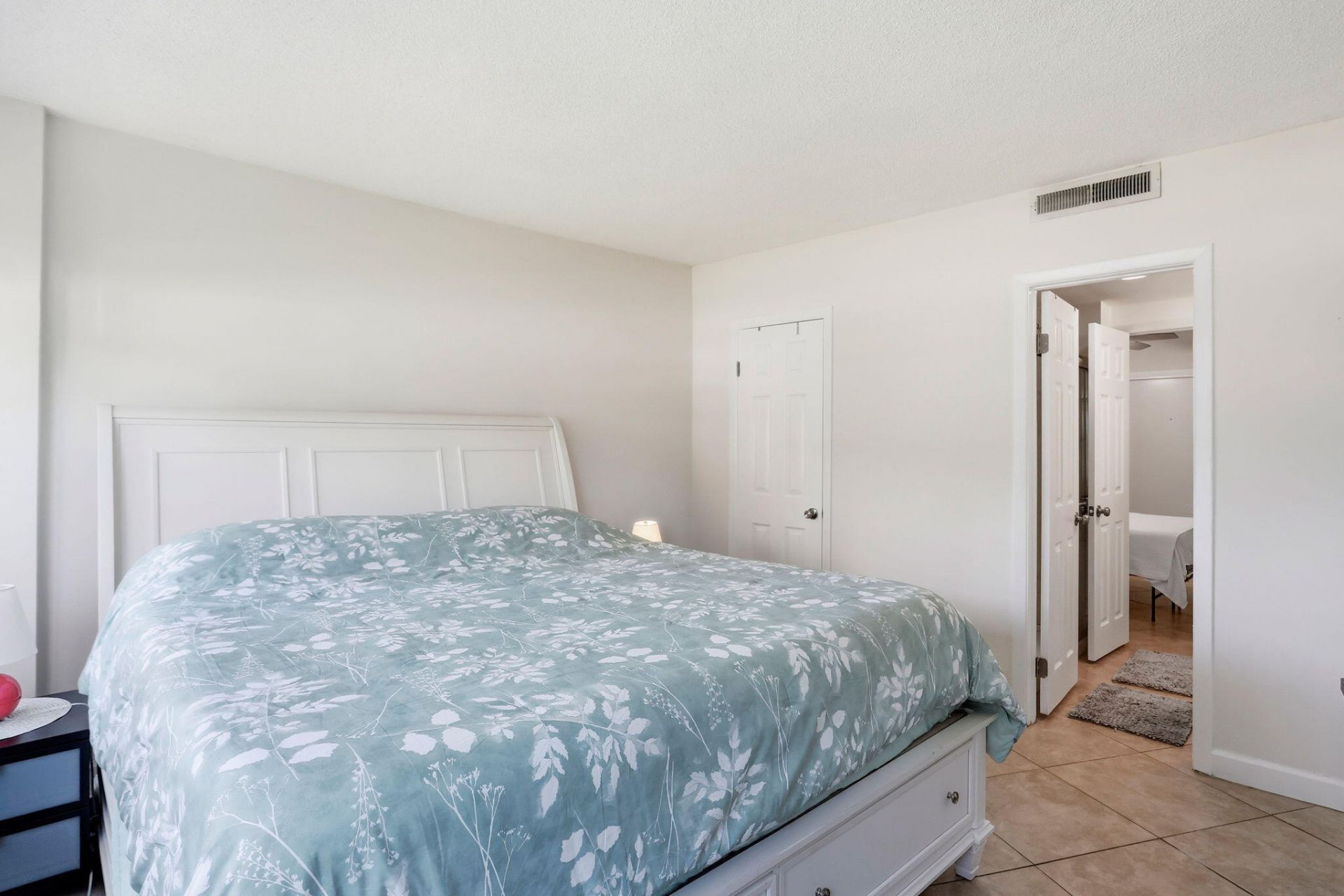 3250 NE 28th Street, Unit 104, Fort Lauderdale, FL 33308 Photo