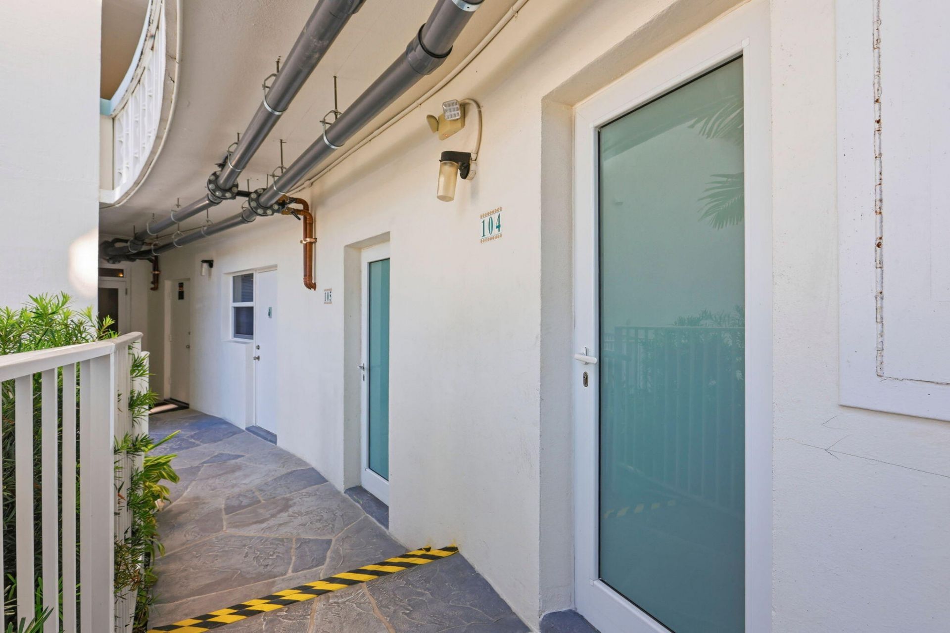 3250 NE 28th Street, Unit 104, Fort Lauderdale, FL 33308 Photo
