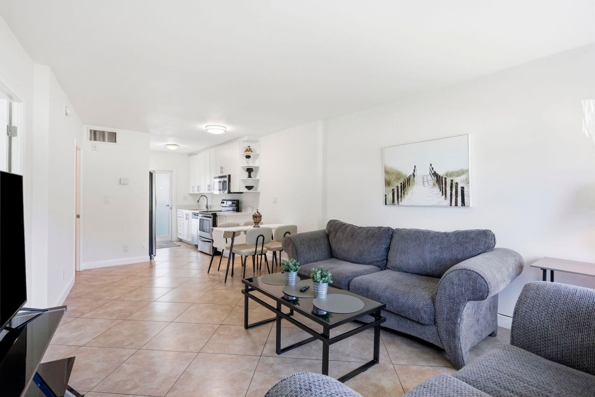 3250 NE 28th Street, Unit 104, Fort Lauderdale, FL 33308 Photo