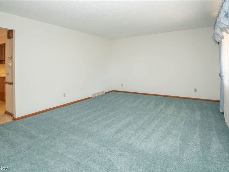 1211 Nancy Anna Avenue NW, Massillon, OH 44646 Photo 8