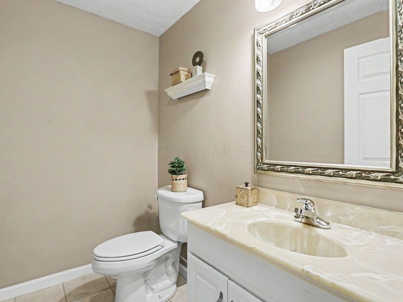 215 Ashley Court, Columbus, OH 43230 Photo 39