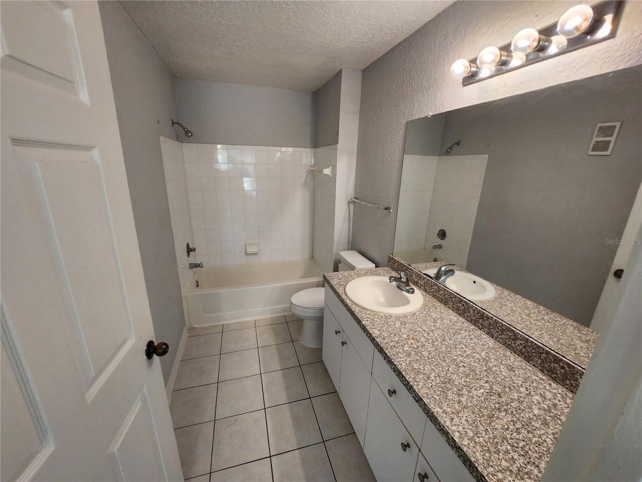 6372 Raleigh Street , Unit 1913, Orlando, FL 32835 Photo