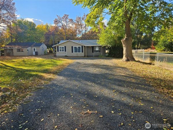 335 F Street NW, Ephrata, WA 98823