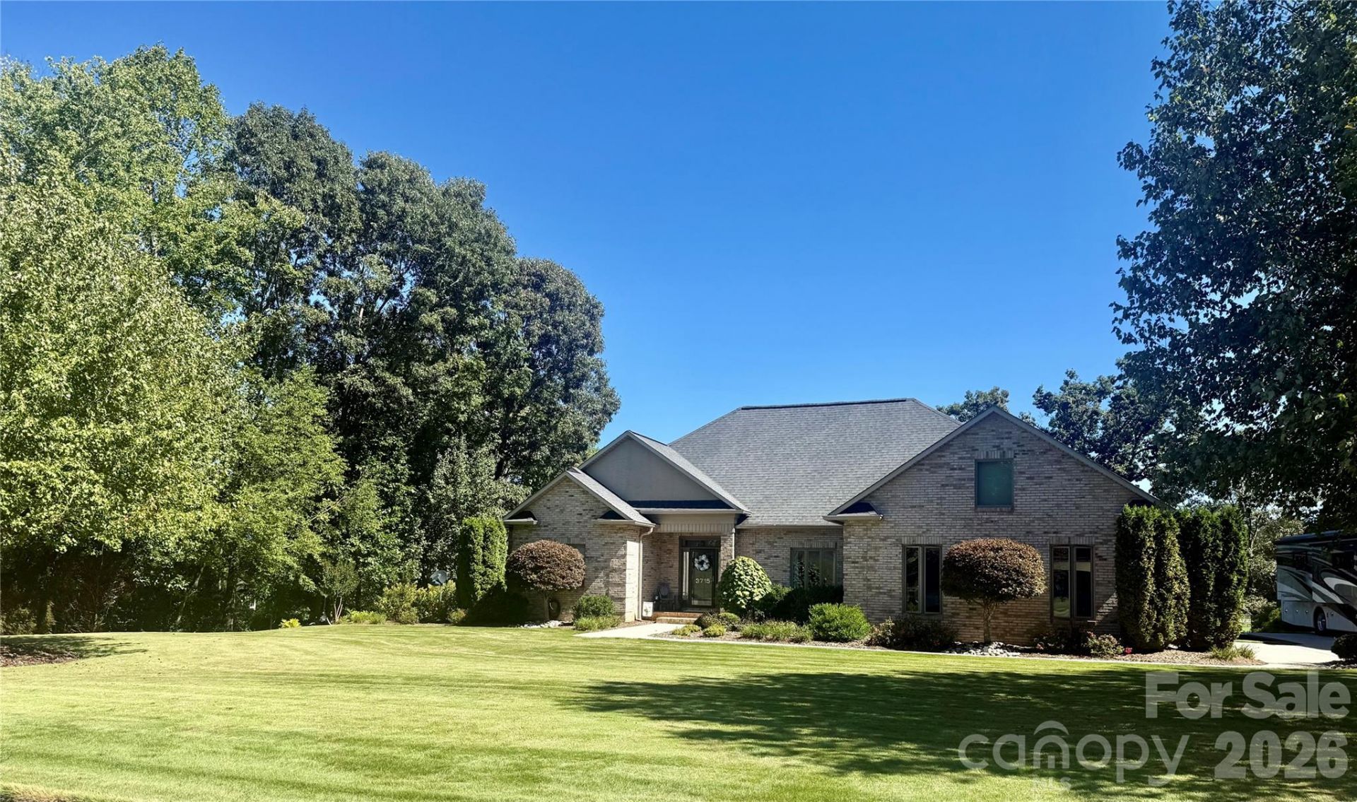3715 Foxboro Lane Ne, Unit 129/, Hickory, NC 28601 Main Photo