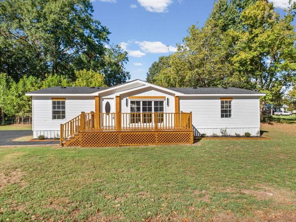 25 SOMERVILLE ST, Moscow, TN 38057
